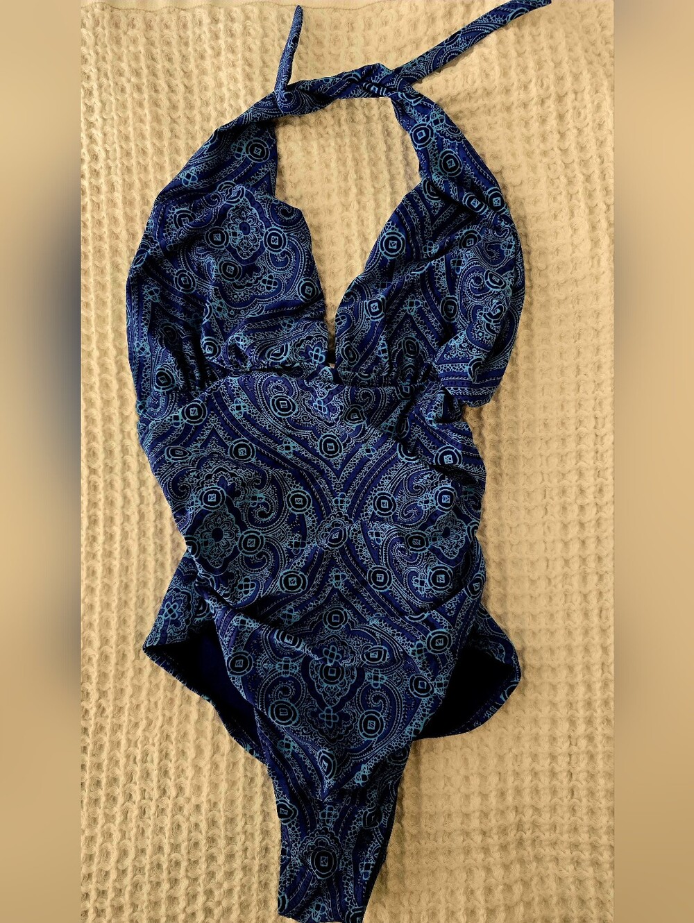Old Navy One-piece Halter Style Backless One-Piece Swimsuit 🏊‍♀️ Blue, Size M